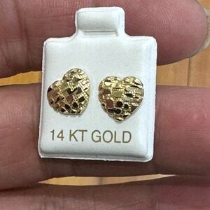 Solid Yellow Gold 14k Heart Nugget 10x10 Earring 
l